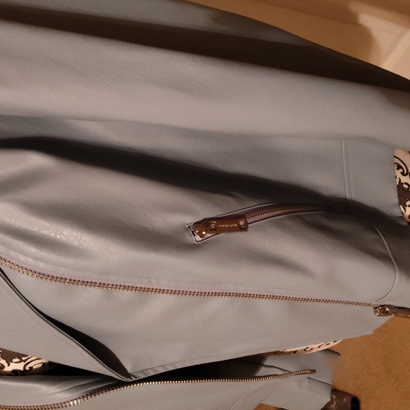 Michael Kors jacket - Picture 3 of 10